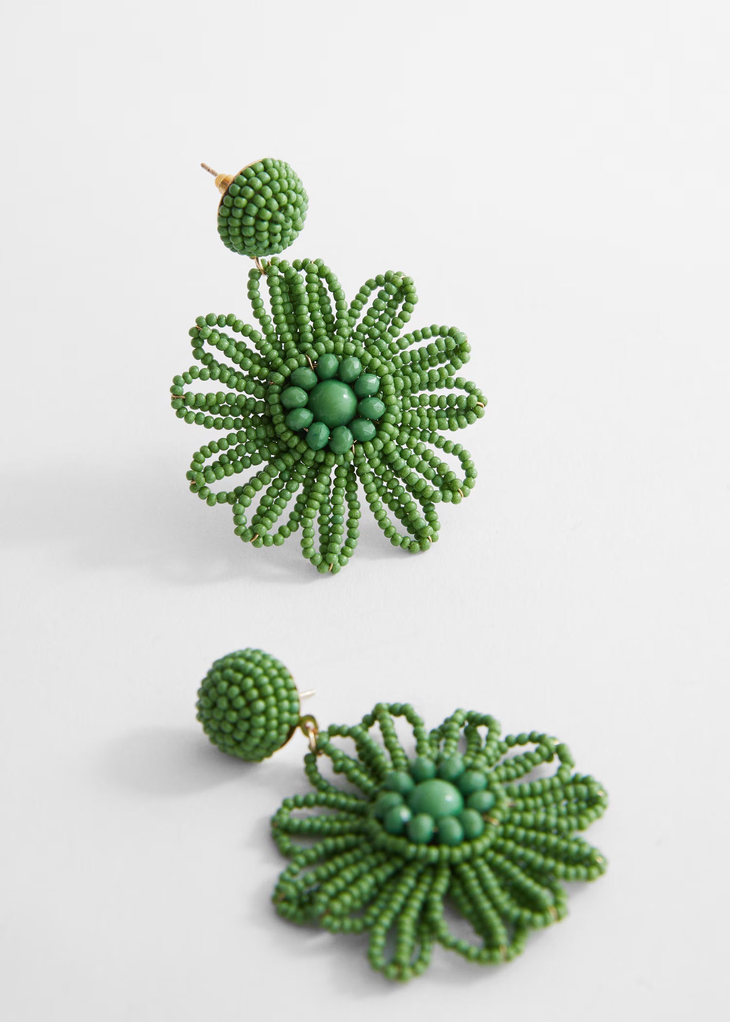 Flower beaded earrings