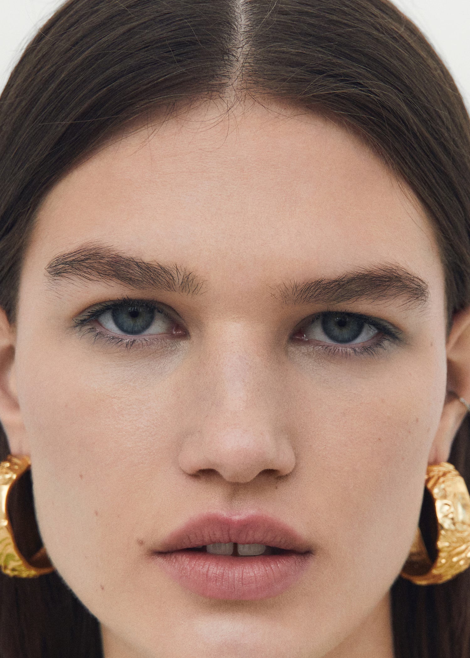 Textured hoop earrings