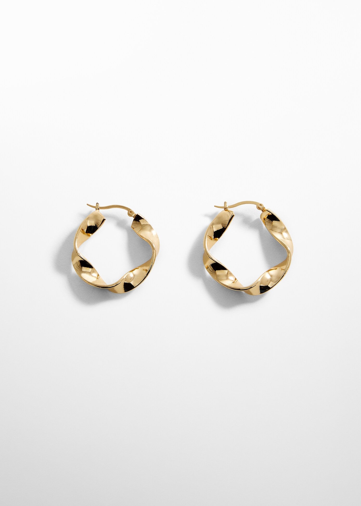 Twisted hoop earrings