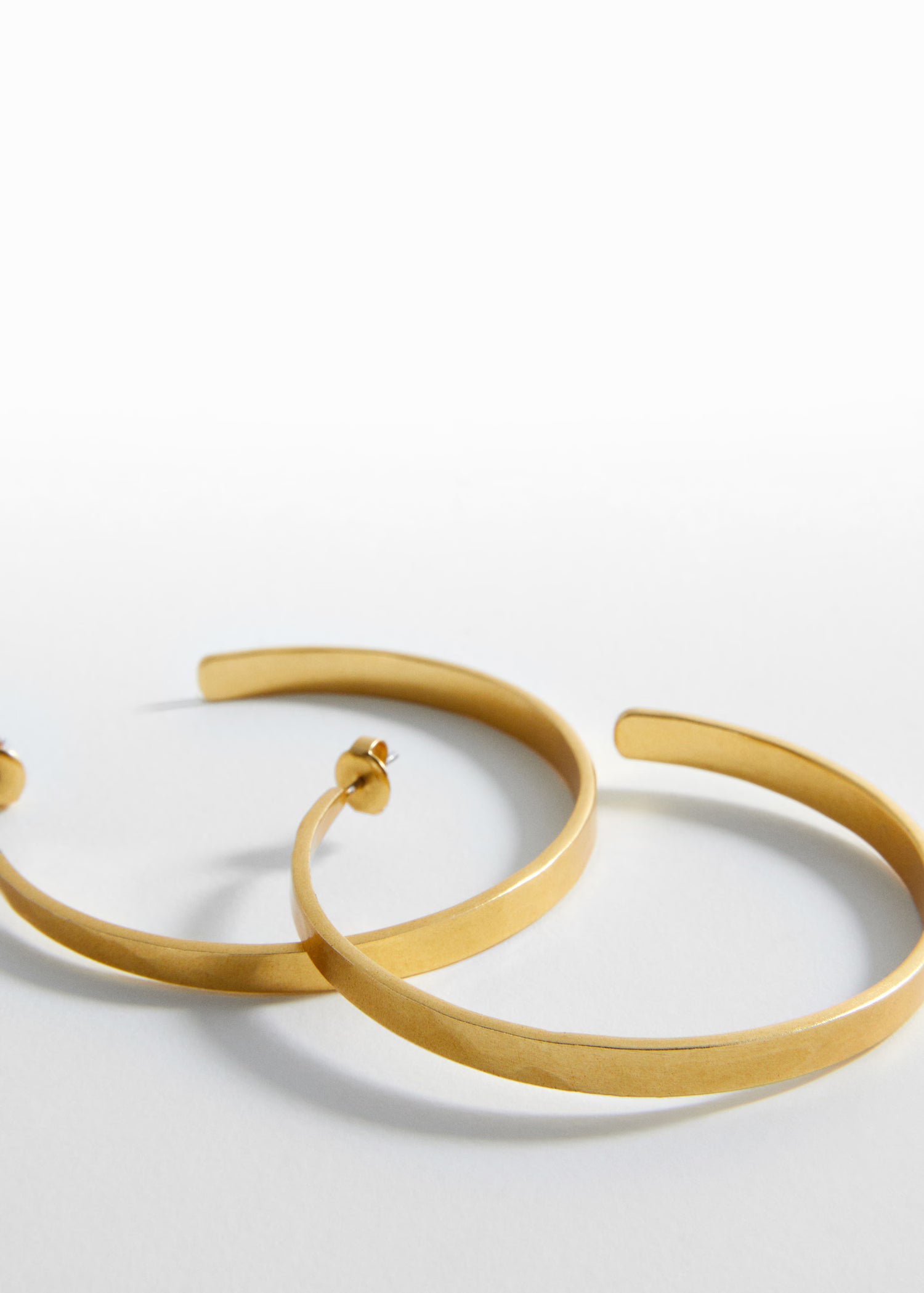 Embossed hoop earrings